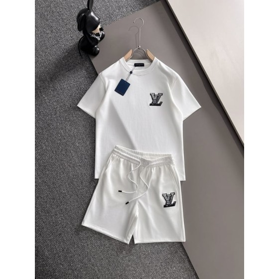 Louis Vuitton Spring/Summer New Casual Short-Sleeve Shorts Set
